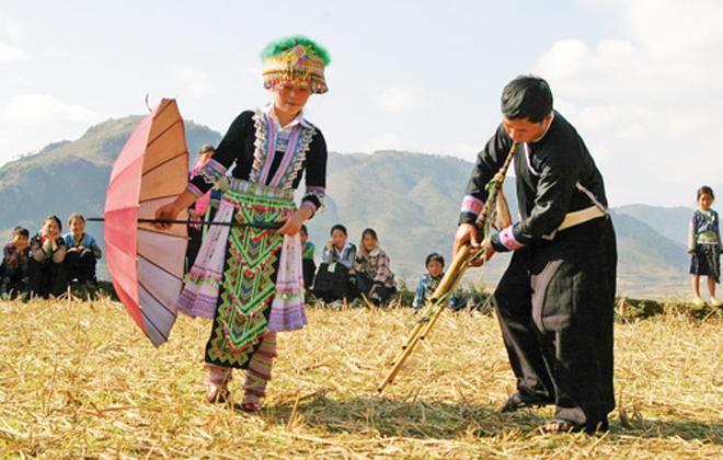 Linh thiêng tiếng khèn Mông