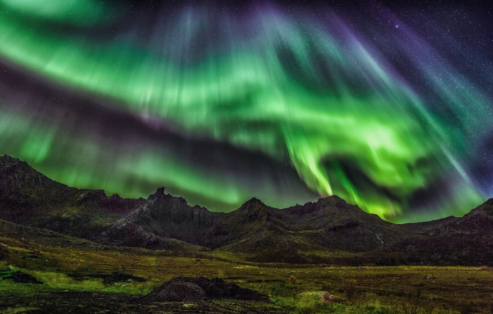 Aurora  geomagnetic storm 
