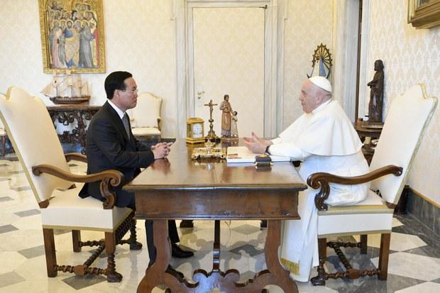 Vatican cử Bộ trưởng Ngoại giao thăm Việt Nam vào khi có tin Giáo Hoàng thăm Indonesia