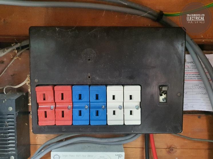 Electrical Faults Fixed - Old fuse box