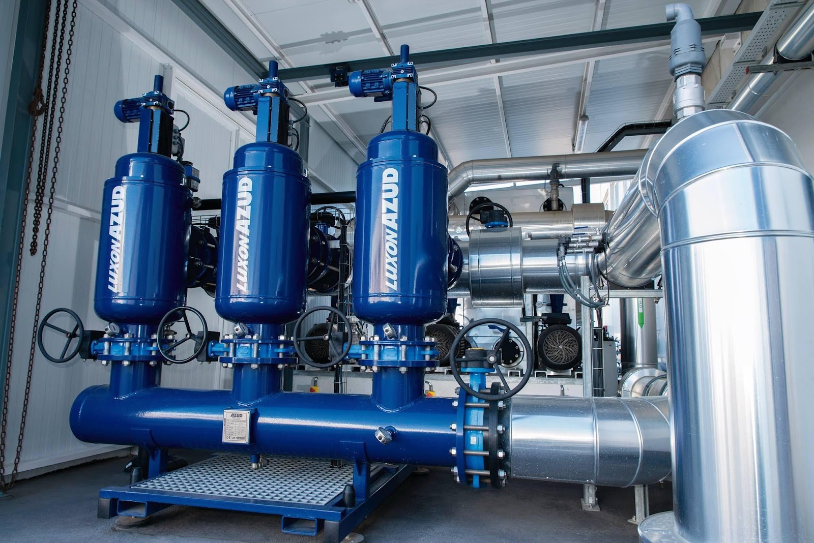 Промышленный фильтр ФСУ для очистки питьевой воды. Промышленные фильтры 300мм\. Система водоподготовки Промышленная. Системы водоочистки промышленные.