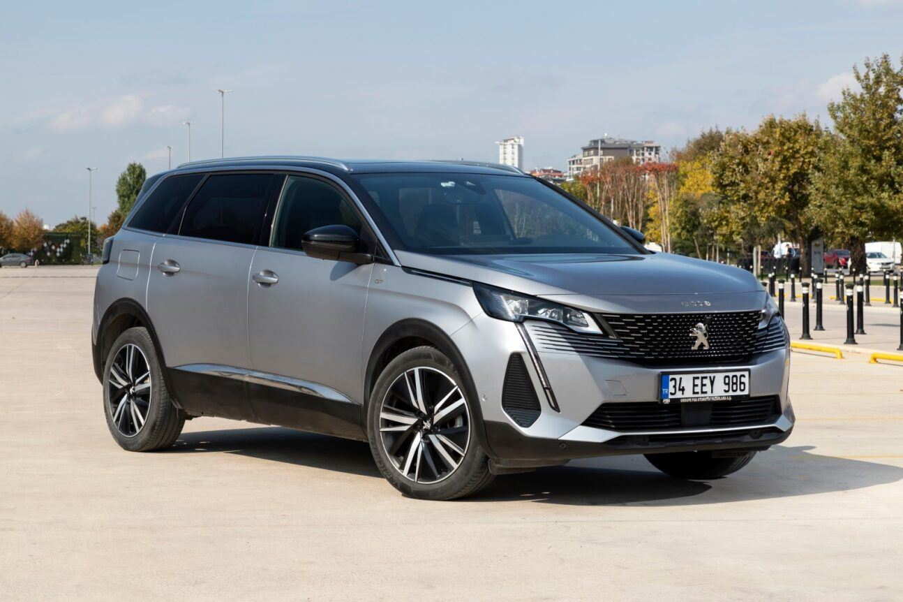 Tips Gaya Keren Peugeot 5008