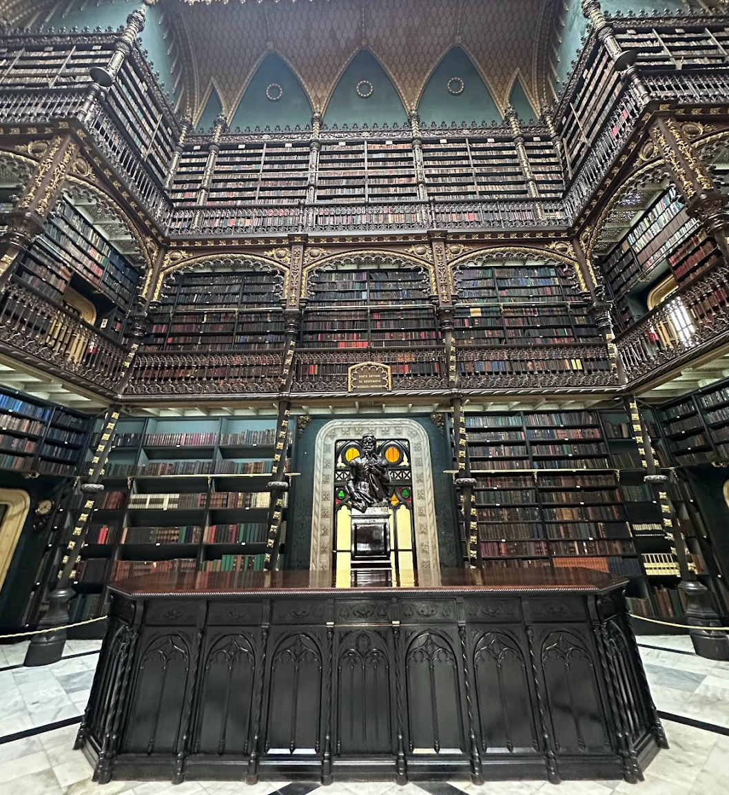 Portuguese
Reading Room