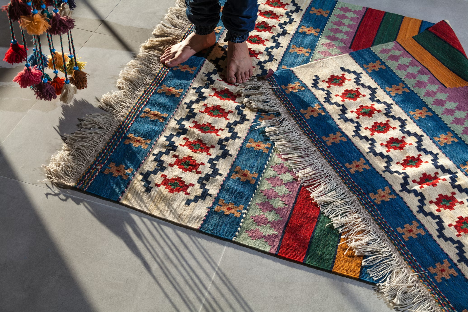 Cleaning rug in street is illegal in the UK