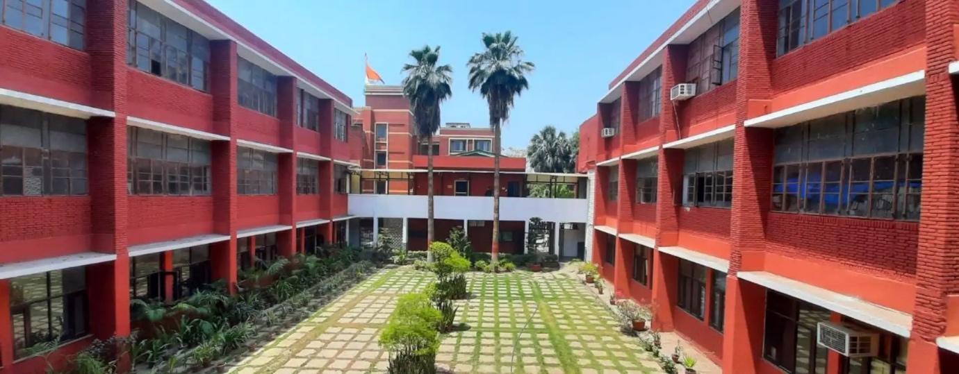 Vivekananda College 