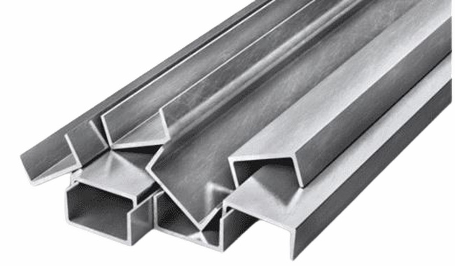 تیرآهن، یکی از انواع فولاد ساختمانی