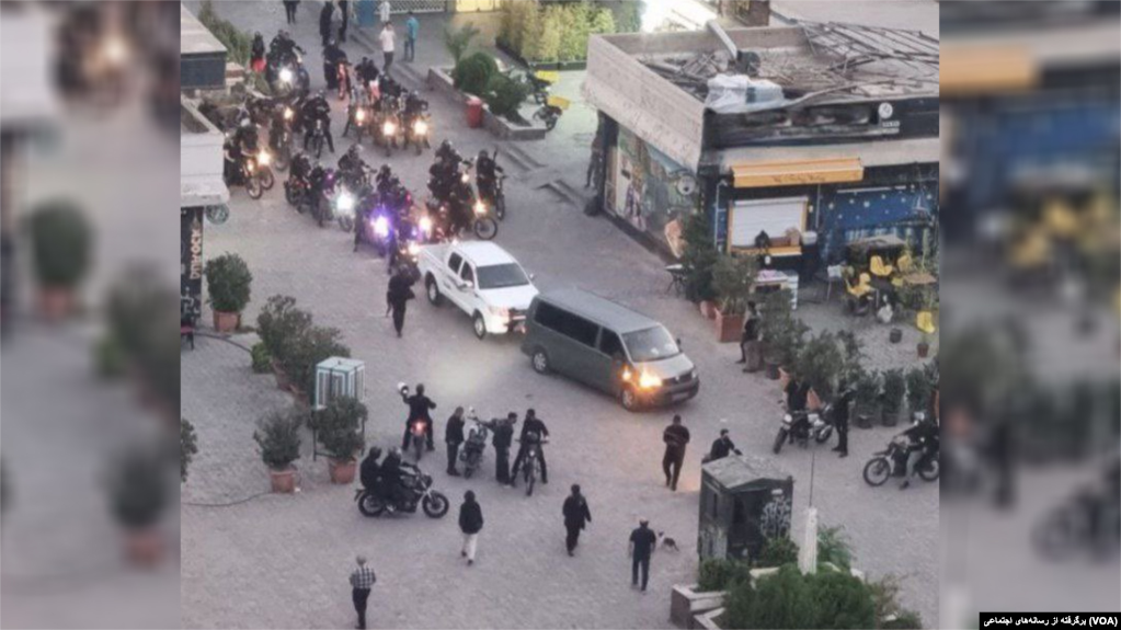  اعتراضات در سالگرد مهسا امینی، ۲۵ شهریور ۱۴۰۲، اکباتان تهران 