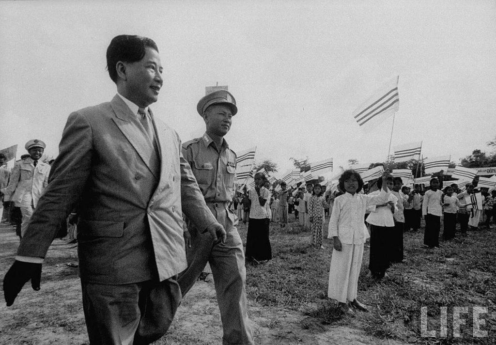 https://www.luatkhoa.com/content/images/2023/11/Ngo-Dinh-Diem-and-the-Lost-Mandate-1024x712.jpg
