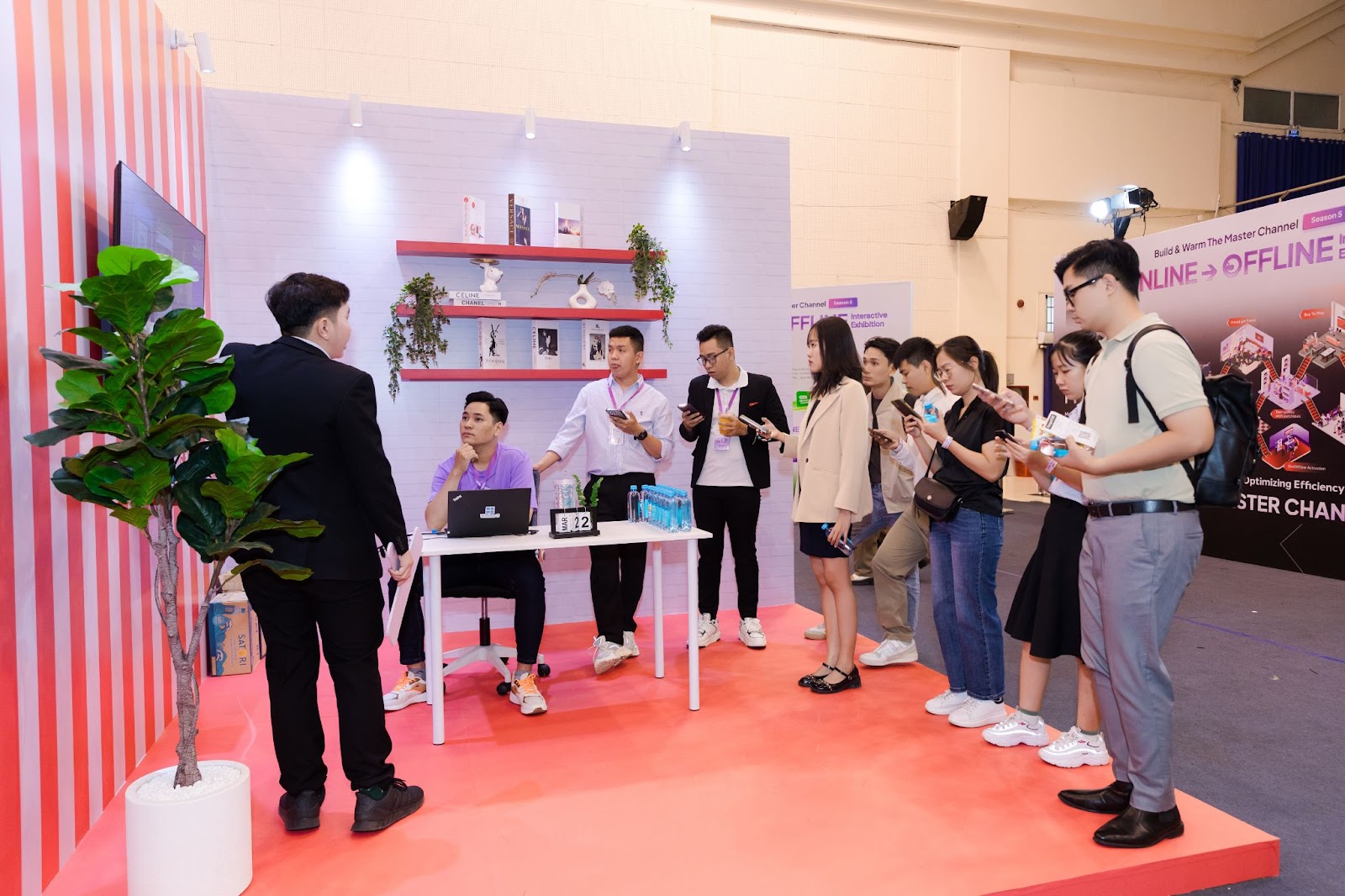 Triển lãm tương tác The Master Channel - Season 5: Khi công nghệ được trình bày trong “Trường Tiểu Học”