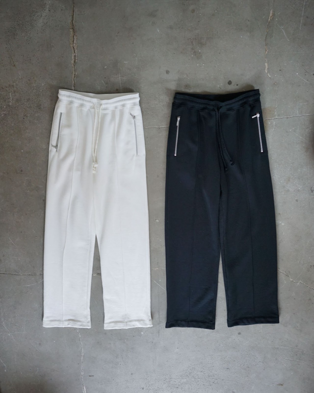 MATSUFUJI Carry Pocket Sweat Pants for feets