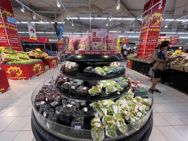 Trái cây Trung Quốc giá rẻ tràn ngập chợ, siêu thị Việt Nam