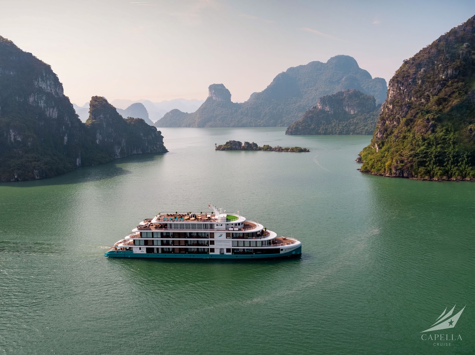 Cruise in style  in the World Heritage Sites of Vietnam