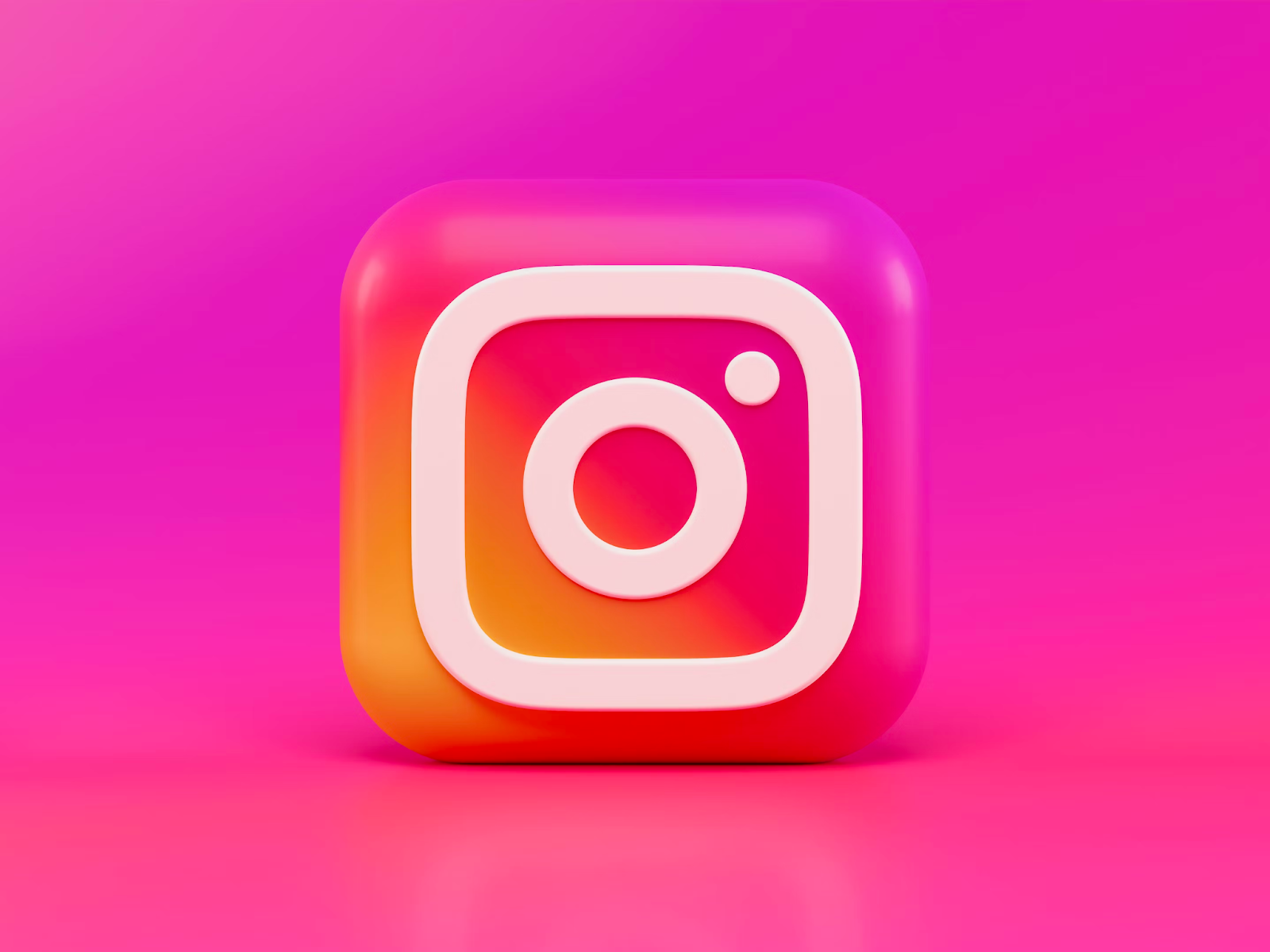 3D icon of Instagram social media app on a pink background
