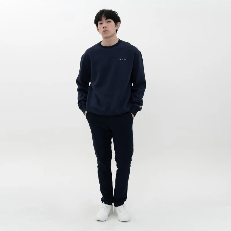 Apa itu Crewneck dan Cara Styling yang Pas