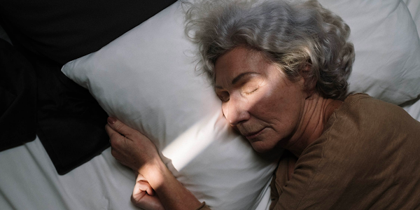 Quality Sleep: A Guide to Graceful and Restful Aging for Seniors
