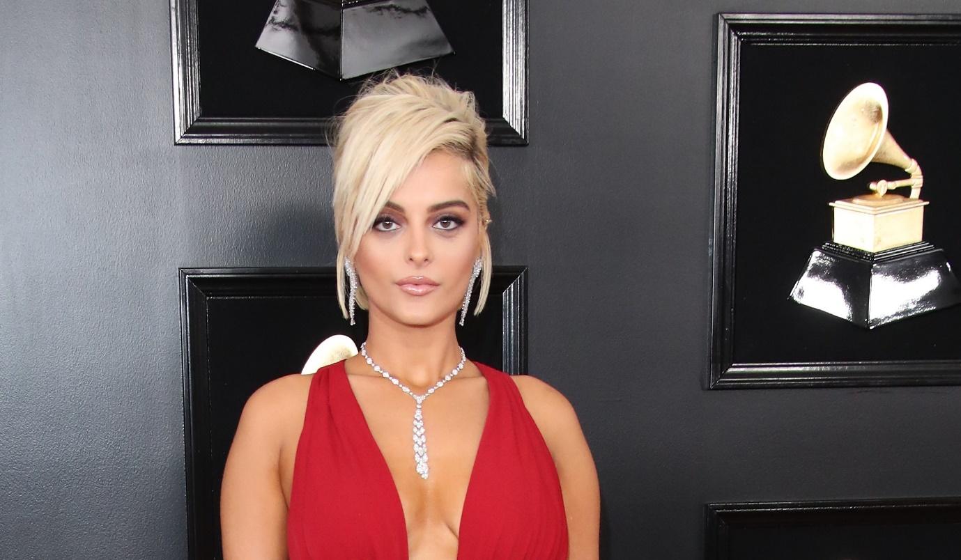 Bebe Rexha laughs off pregnancy rumours in the BEST way | Celebrity |  %%channel_name%%