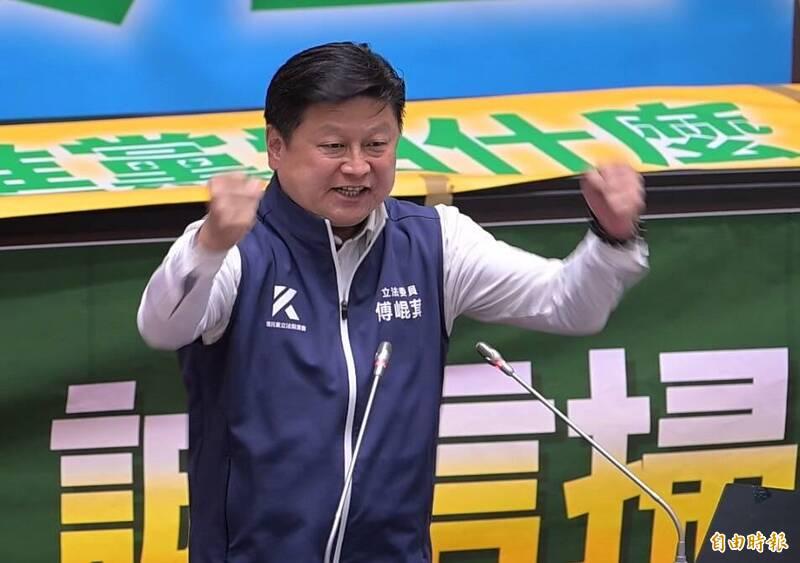 國民黨團總召傅崐萁會後受訪表示,會馬上啟動查弊以回應民意,未來國民黨、民眾黨將成立「在野黨特偵組」,全面清查弊案,讓腐敗的政權得到制衡。(記者劉信德攝)