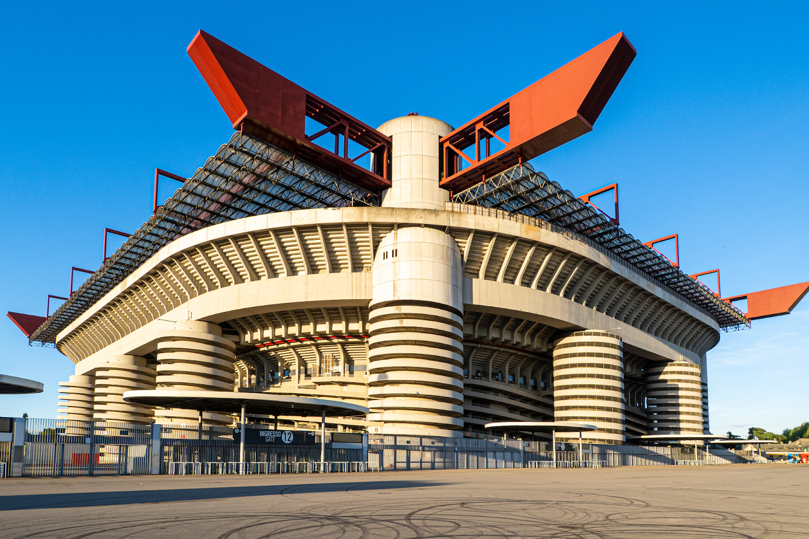 Sân vận động San Siro – Pháo đài bất diệt của AC Milan và Inter Milan
