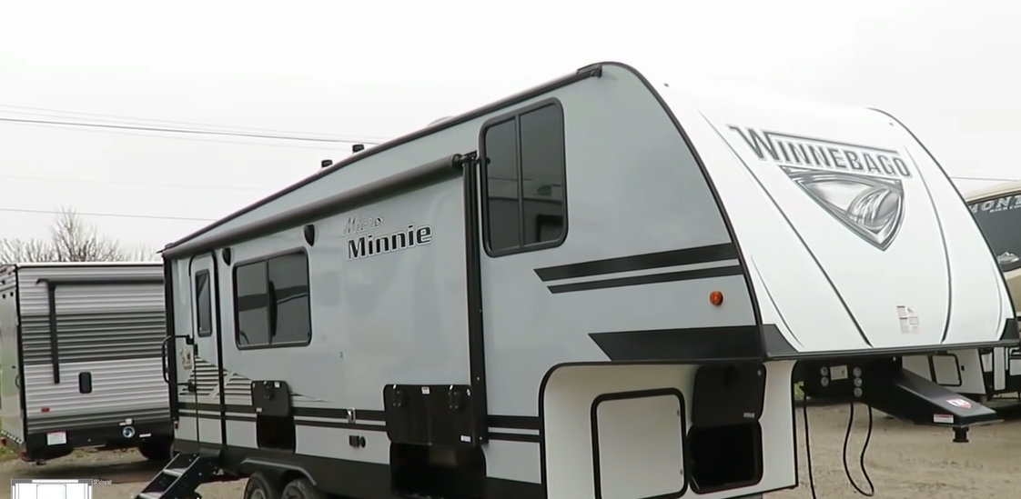 Winnebago's MINNIE fifth-wheel RV