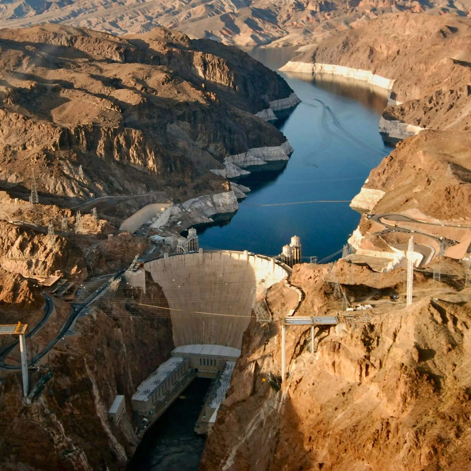 Water-reducing Admixtures at Hoover Dam