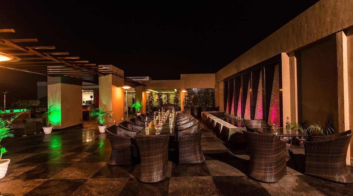 T3 Roof Top - Rooftop Cafe in Gomti Nagar, Lucknow