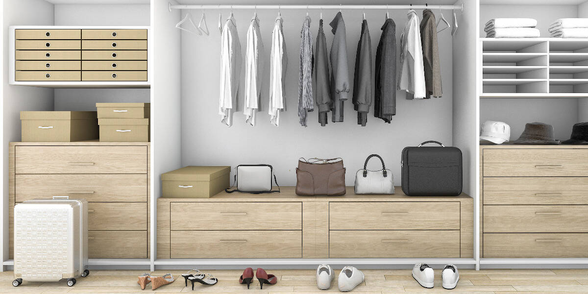 10 Essential Tips for Creating a Minimalist Closet