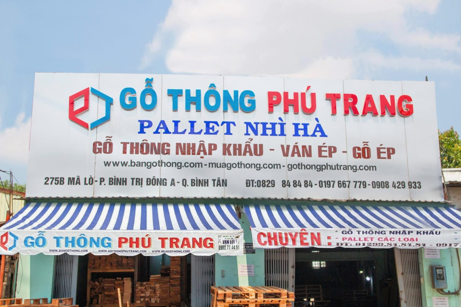 Cửa hàng Gỗ Thông Phú Trang