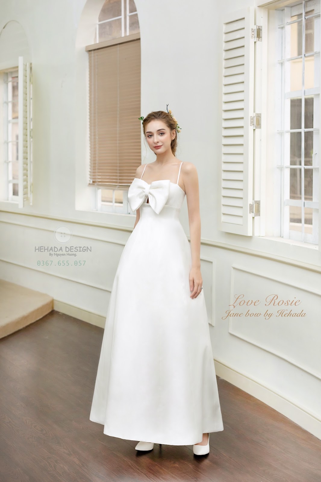 Váy cưới Jane Bow thiết kế cho nàng