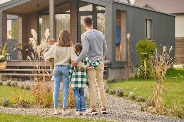 Pași pentru a crea o afacere Airbnb