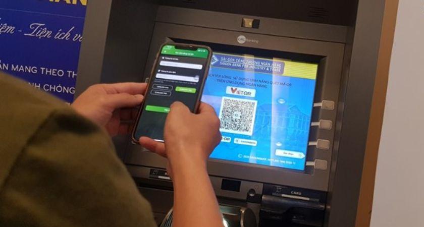 Rút tiền không cần thẻ Vietcombank