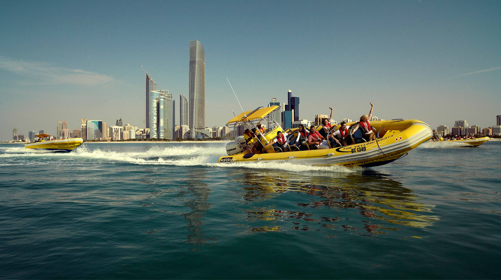 Yellow boat tours in Dubai 