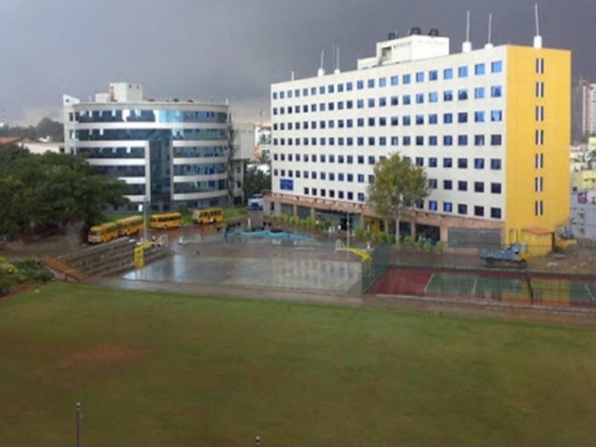 Dayananda Sagar College Of Engineering was founded in 1979 and it is a Private college.