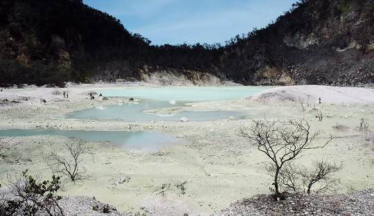 Kawah Putih Ciwidey (Photo: Google)