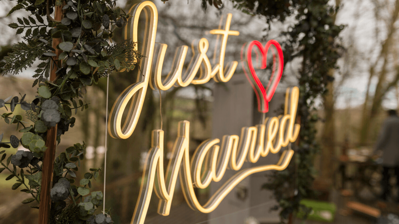 Dos of Neon Sign Installation for Wedding Decor