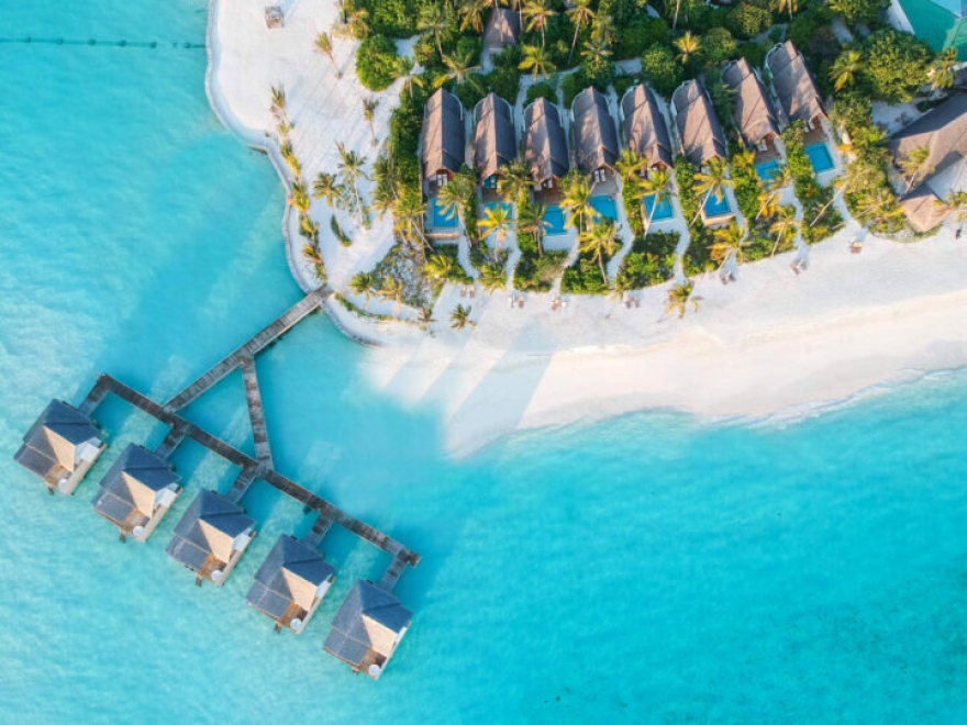 Luxe Passage Unveil Luxurys World