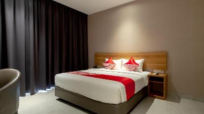 Chic Roam Radiance Stay
