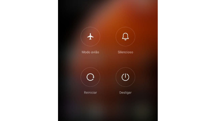 Reiniciar o celular lento deixa o Android mais rápido