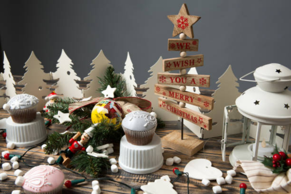 Tree-Shaped Place Cards for Cupcakes