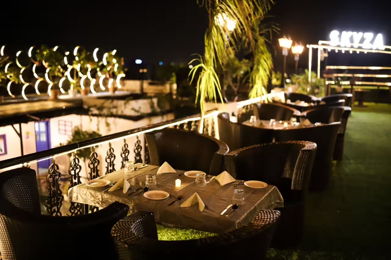 SKYZA Rooftop Lounge- Cafe in C Scheme Jaipur