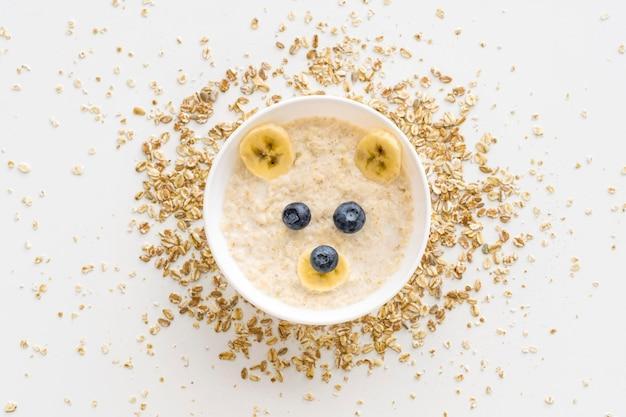 Bowl con Fiocchi d'Avena e Frutti di Bosco