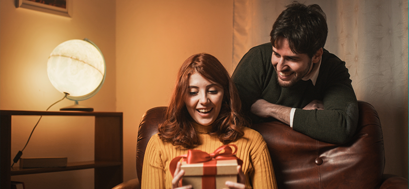 Boyfriend giving Midnight Surprise to his girlfriend