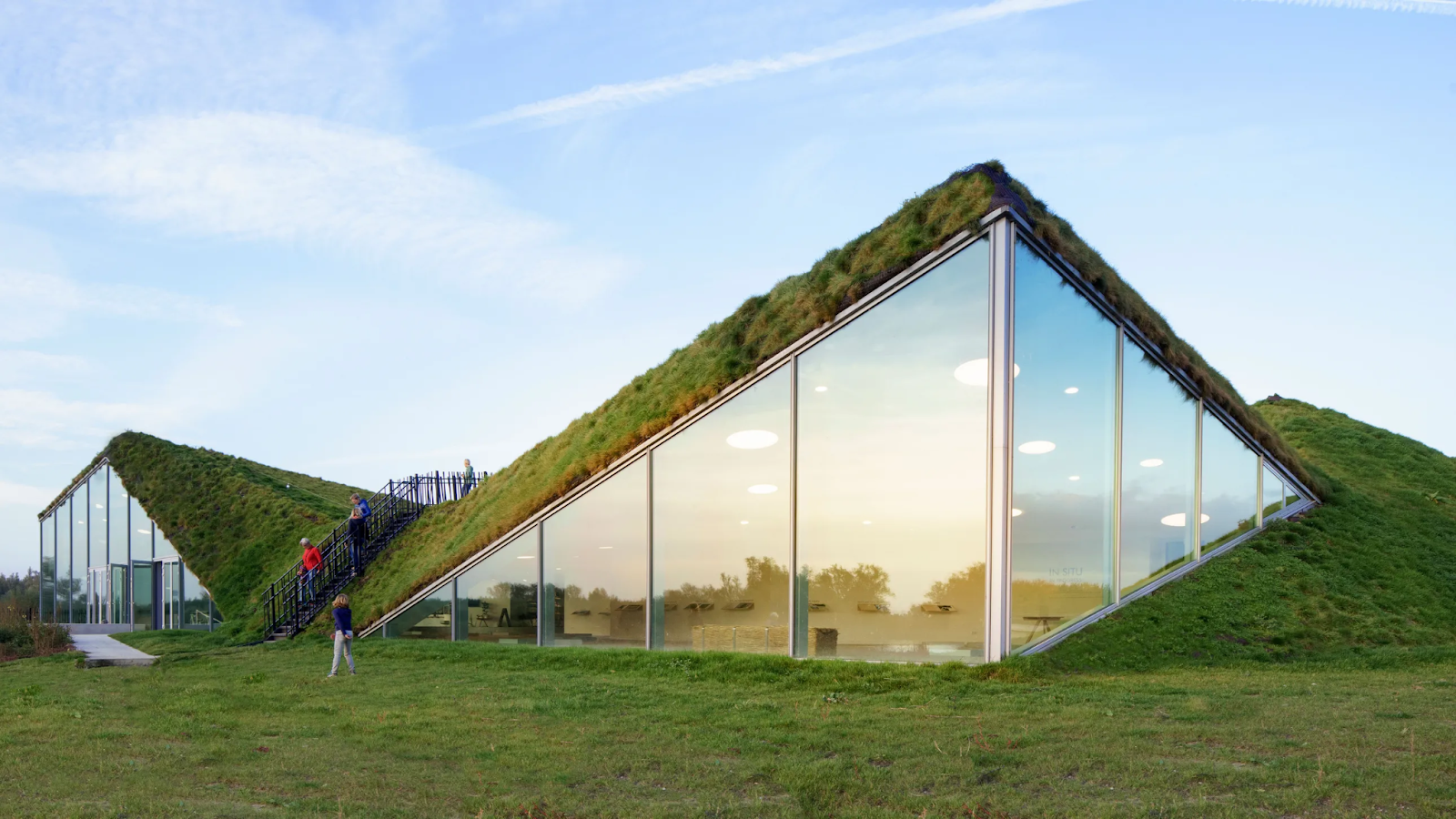 Green roof for building