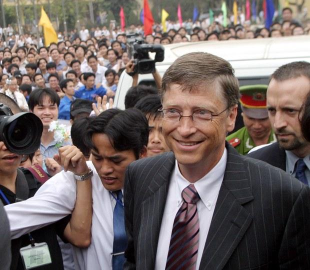 Tỷ phú Bill Gates du lịch Việt Nam