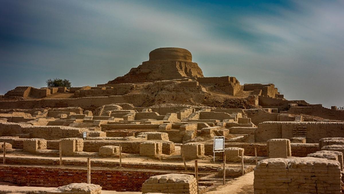 Pakistan floods might wipe Mohenjo Daro off the world map. The what and why