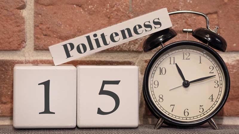 15 minutes of politeness in France: it's ok to arrive late when invited to someone's house