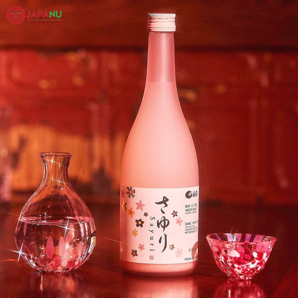 Rượu sake Junmai Nigori Sayuri có gì đặc biệt?