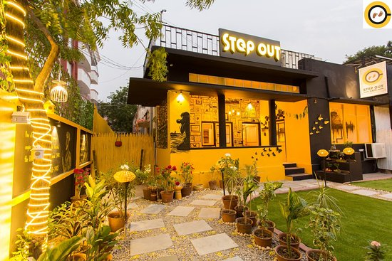 Stepout Cafe & Book Lounge- Cafe in C Scheme Jaipur