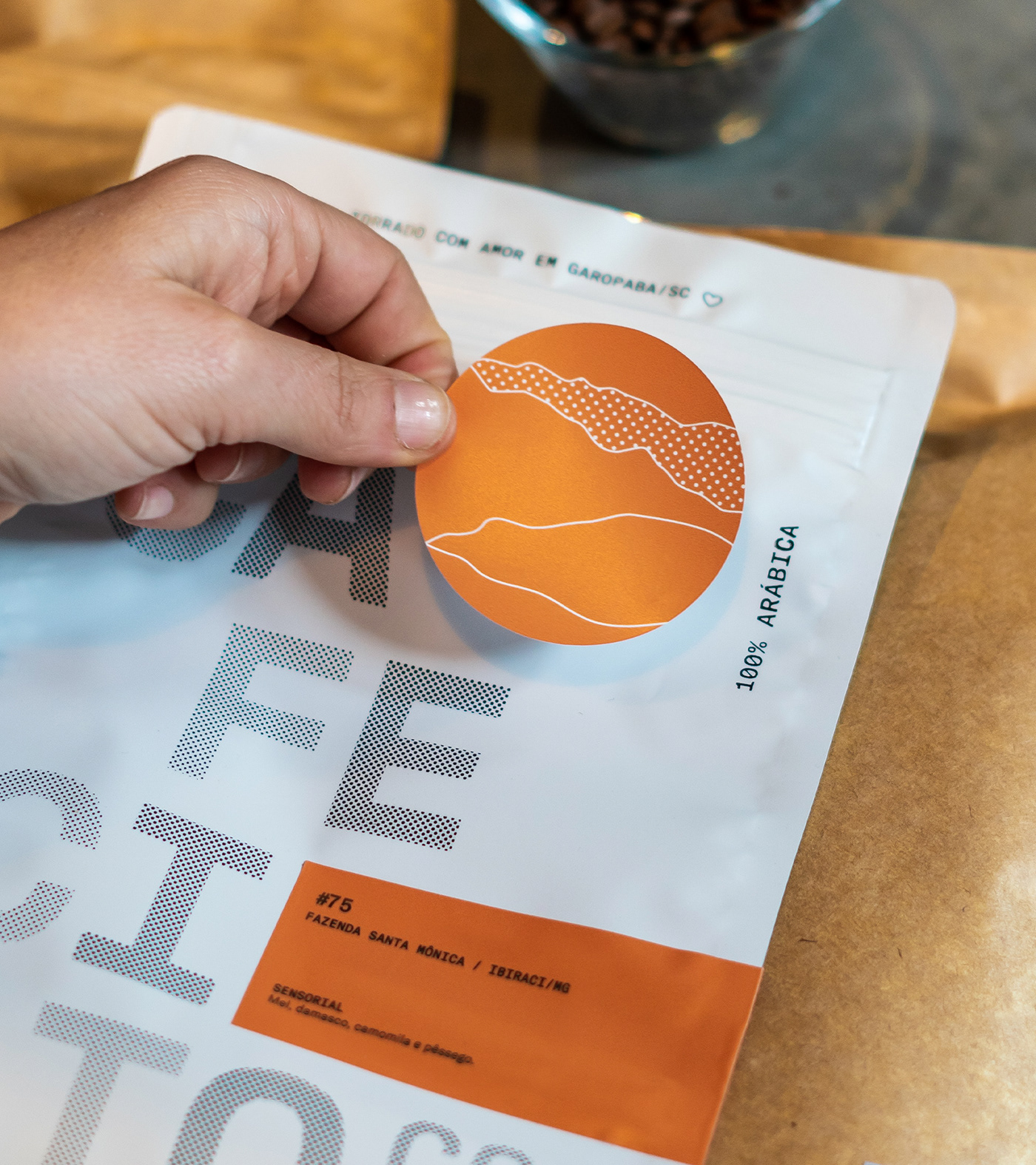 Artifact from the Cafecito Co.: Mastering Branding and Packaging Design article on Abduzeedo