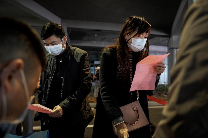 https://foreignpolicy.com/wp-content/uploads/2023/10/china-economy-optimism-covid-pandemic-GettyImages-1220170786.jpg