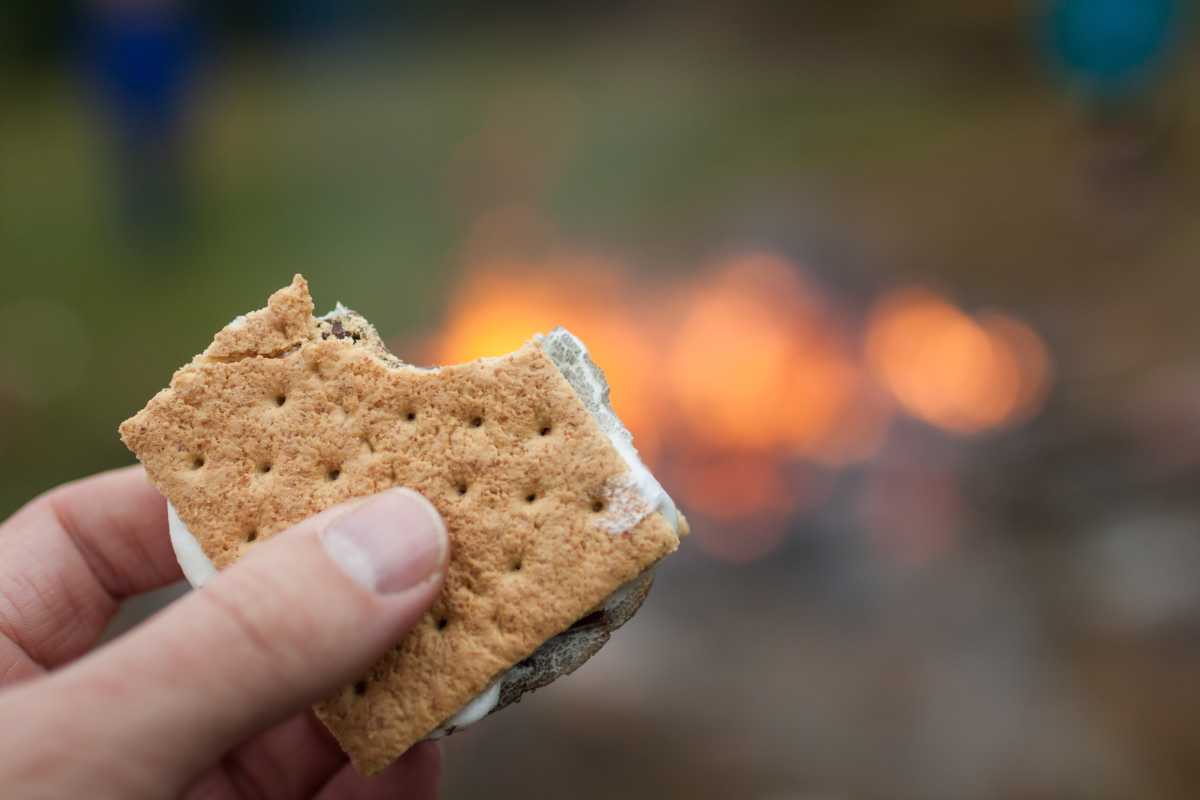S'mores on camping